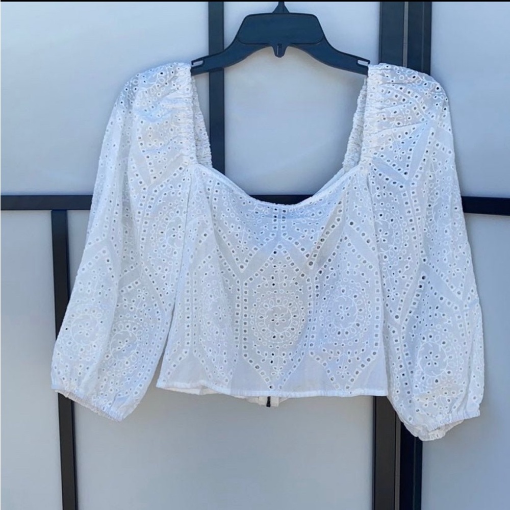 Socialite Eyelet Puff Sleeves Crop Top Medium